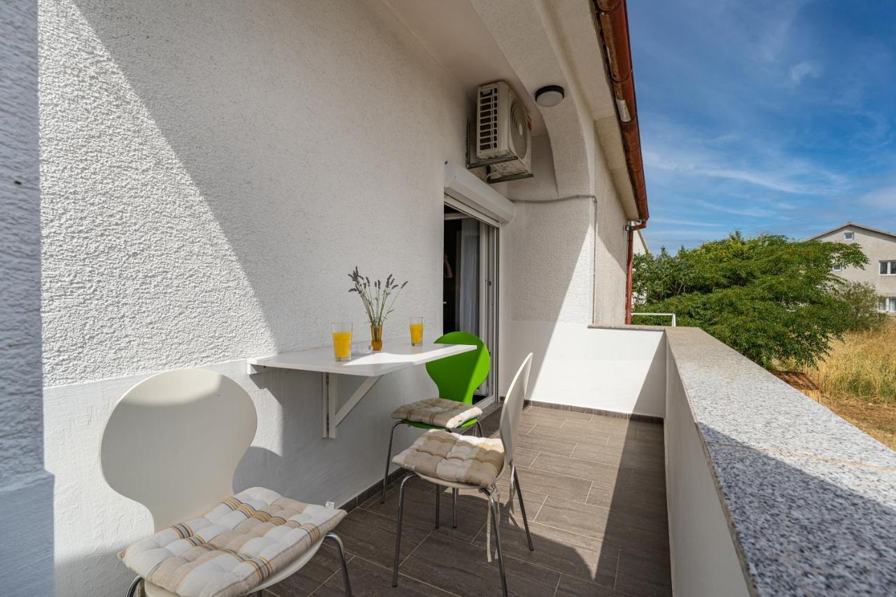 Apartment A & J Petrcane Exterior foto